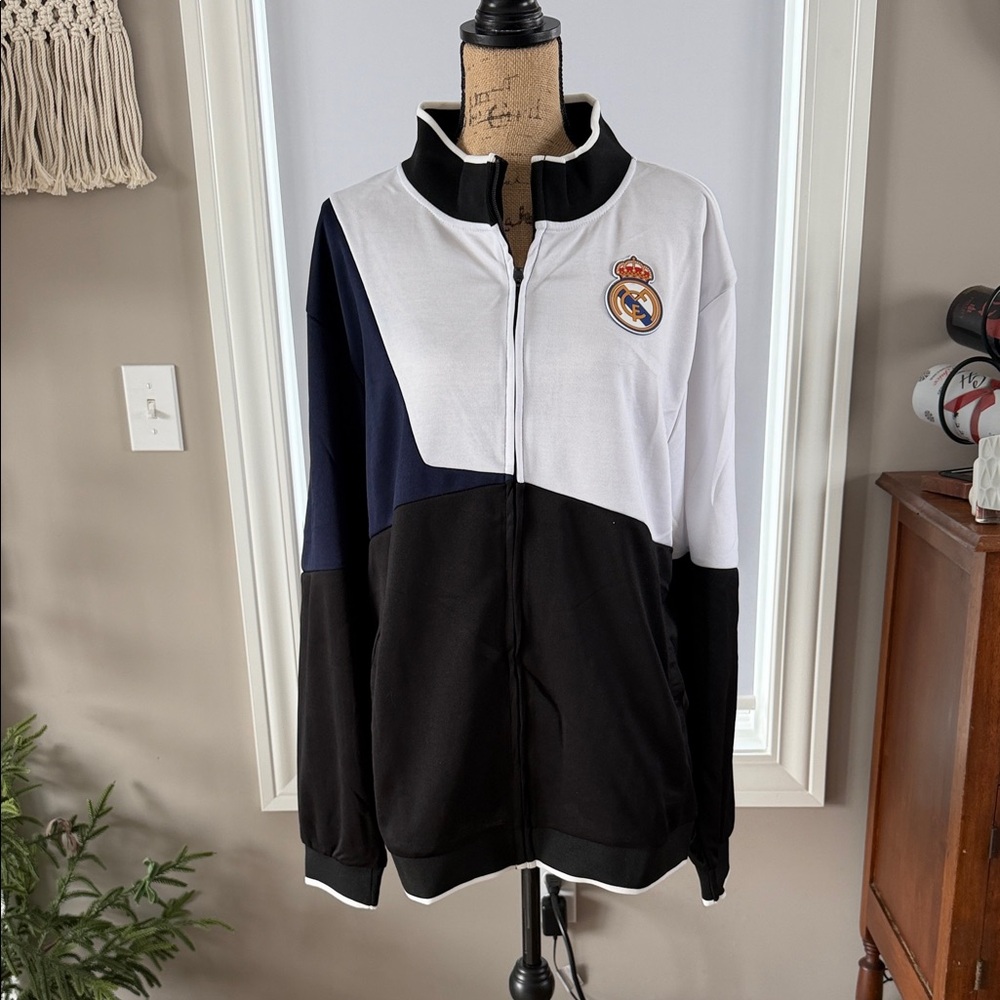 🆕 Real Madrid Soccer Football Half Zip Track Jacket with Pockets Unisex XL